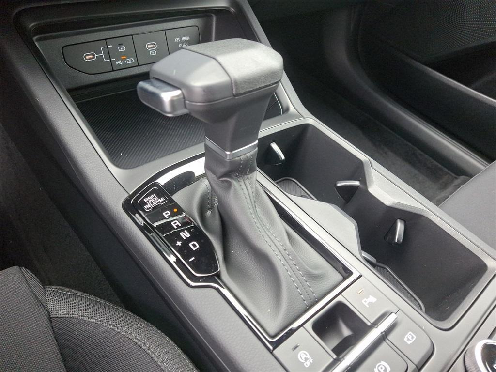 new 2025 Kia K5 car, priced at $28,990