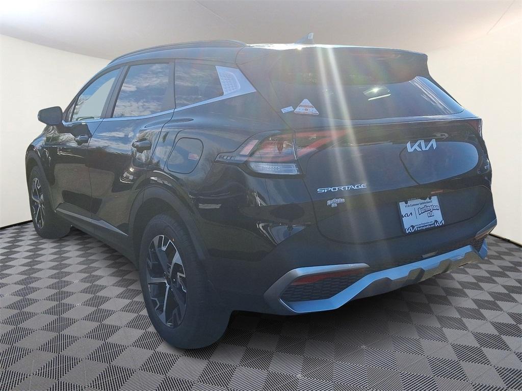 new 2025 Kia Sportage Hybrid car, priced at $35,615