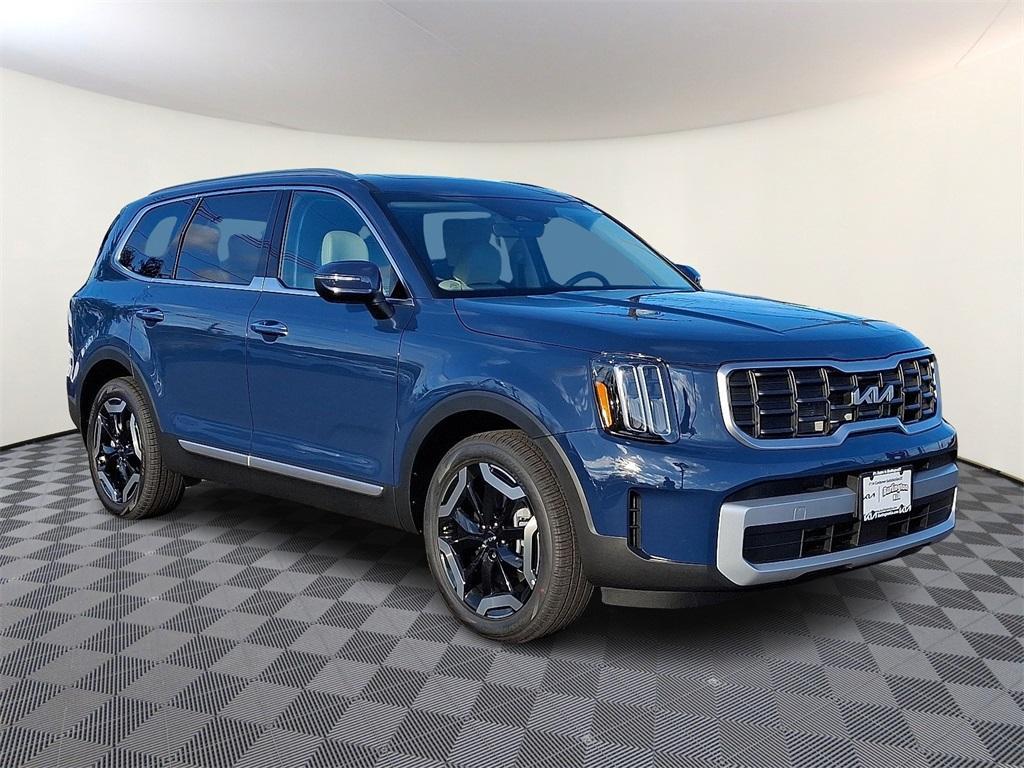 new 2025 Kia Telluride car, priced at $43,380