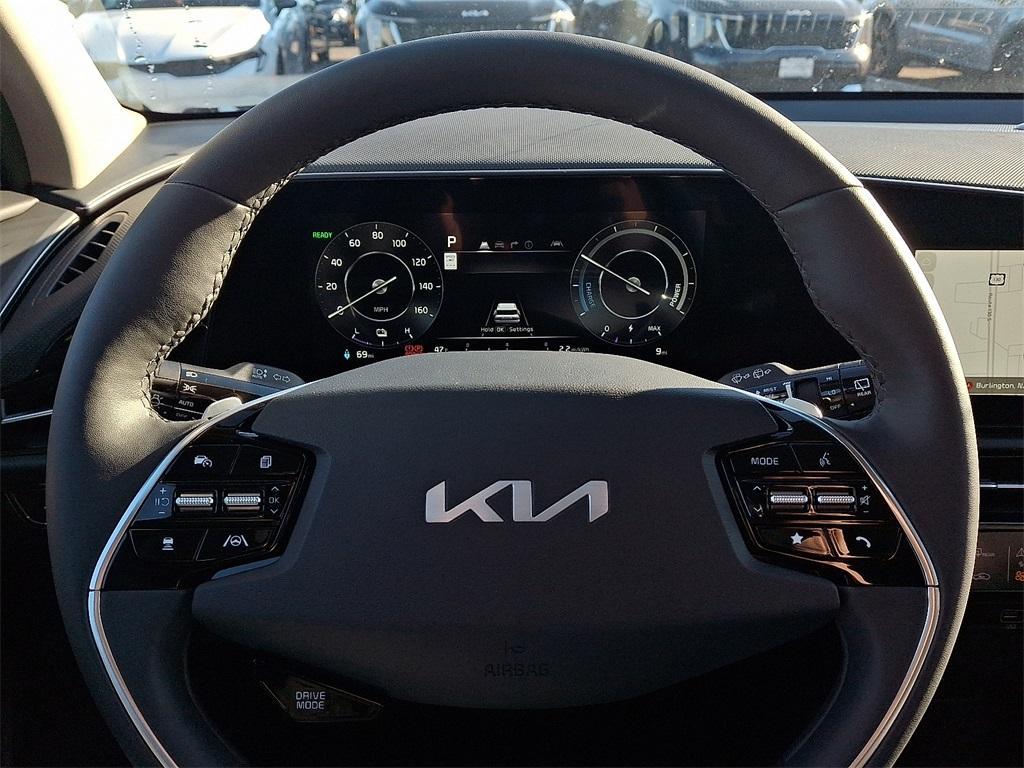 new 2025 Kia Niro EV car, priced at $43,100