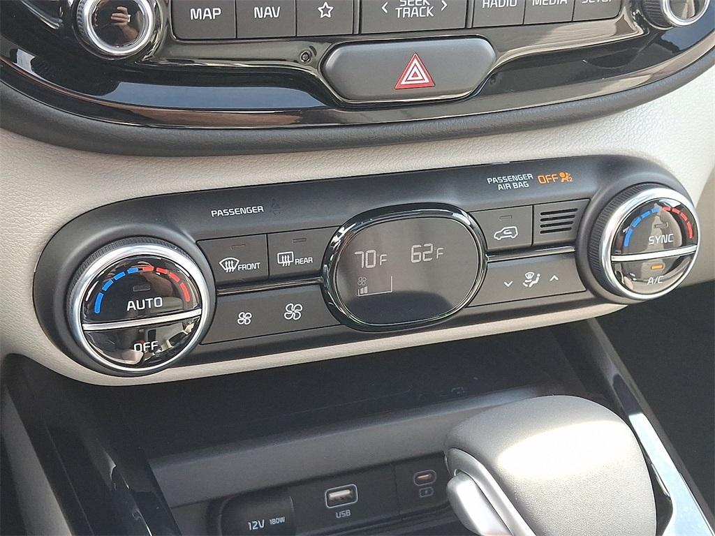 used 2025 Kia Soul car, priced at $25,901