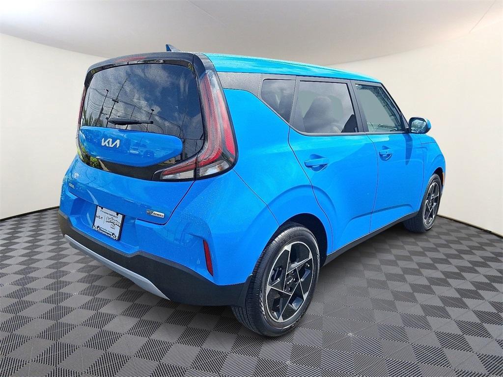 used 2025 Kia Soul car, priced at $25,901