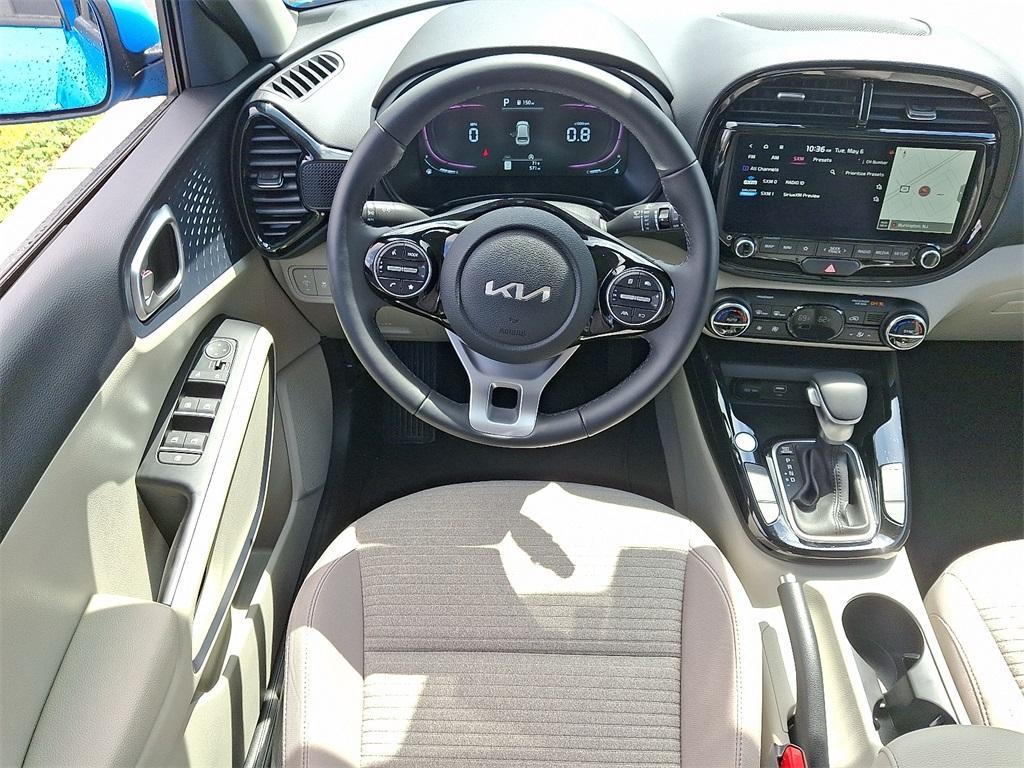 used 2025 Kia Soul car, priced at $25,901