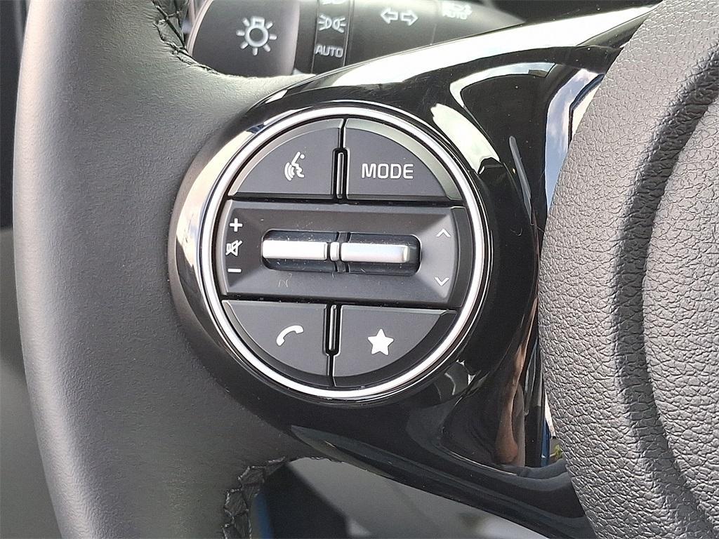 used 2025 Kia Soul car, priced at $25,901