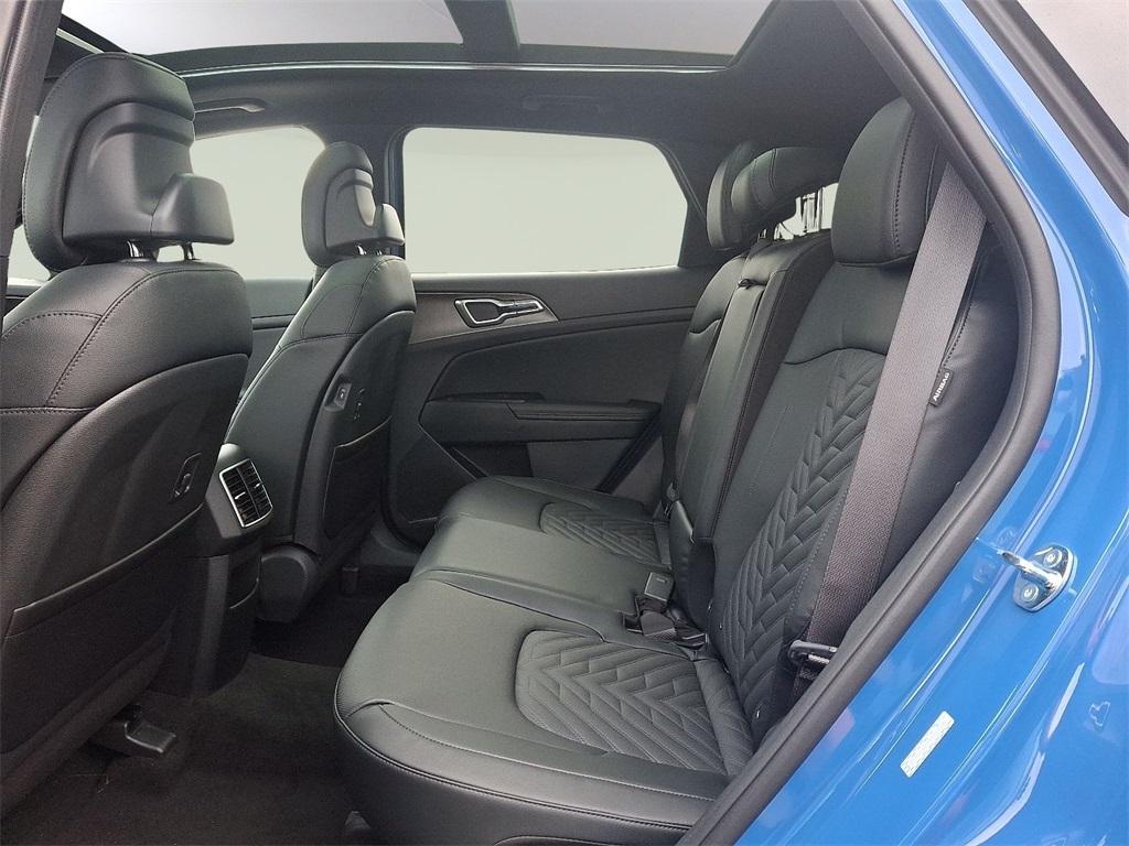 new 2026 Kia Sportage car, priced at $39,065