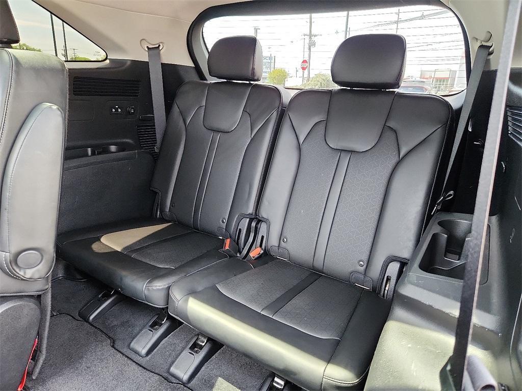 used 2022 Kia Sorento car, priced at $30,601