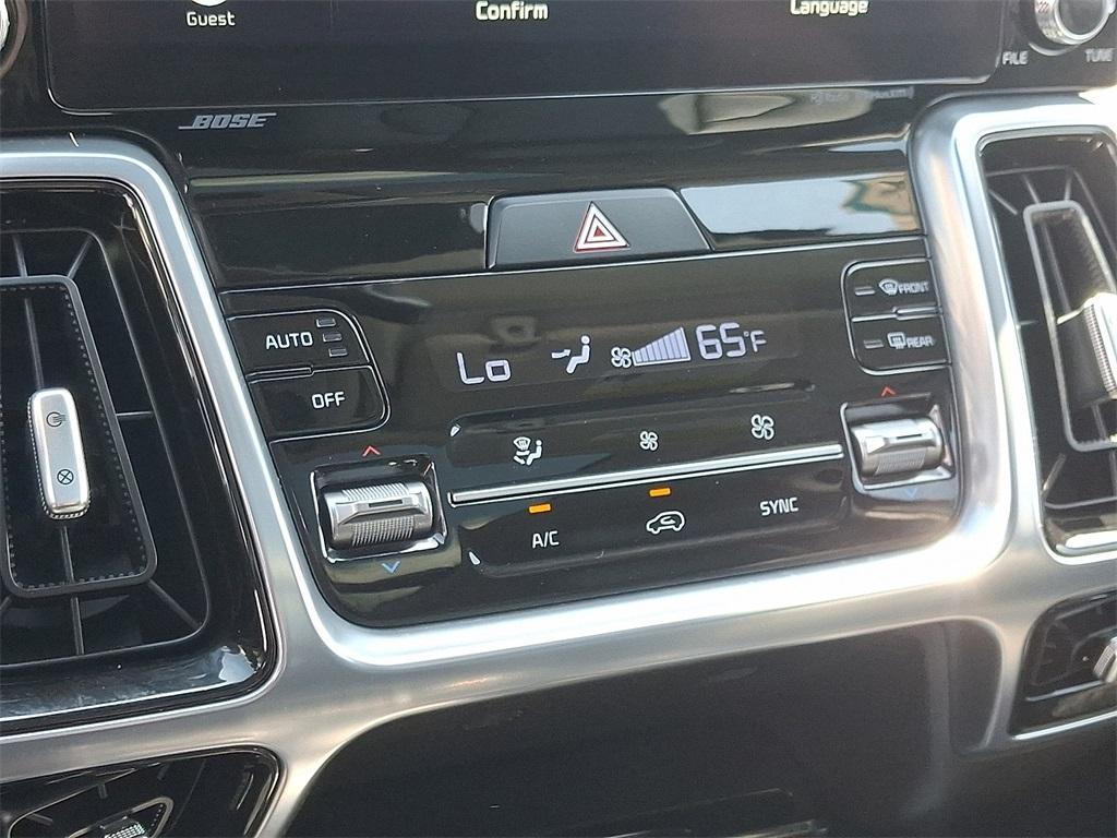 used 2023 Kia Sorento car, priced at $36,701