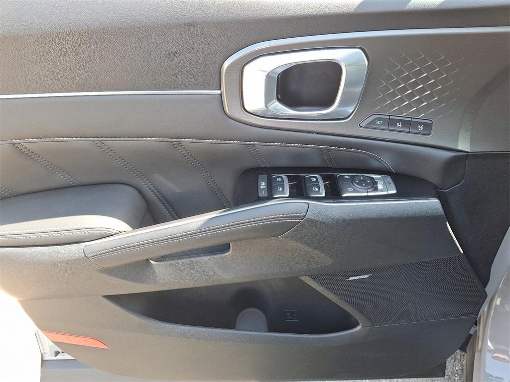 used 2023 Kia Sorento car, priced at $36,701