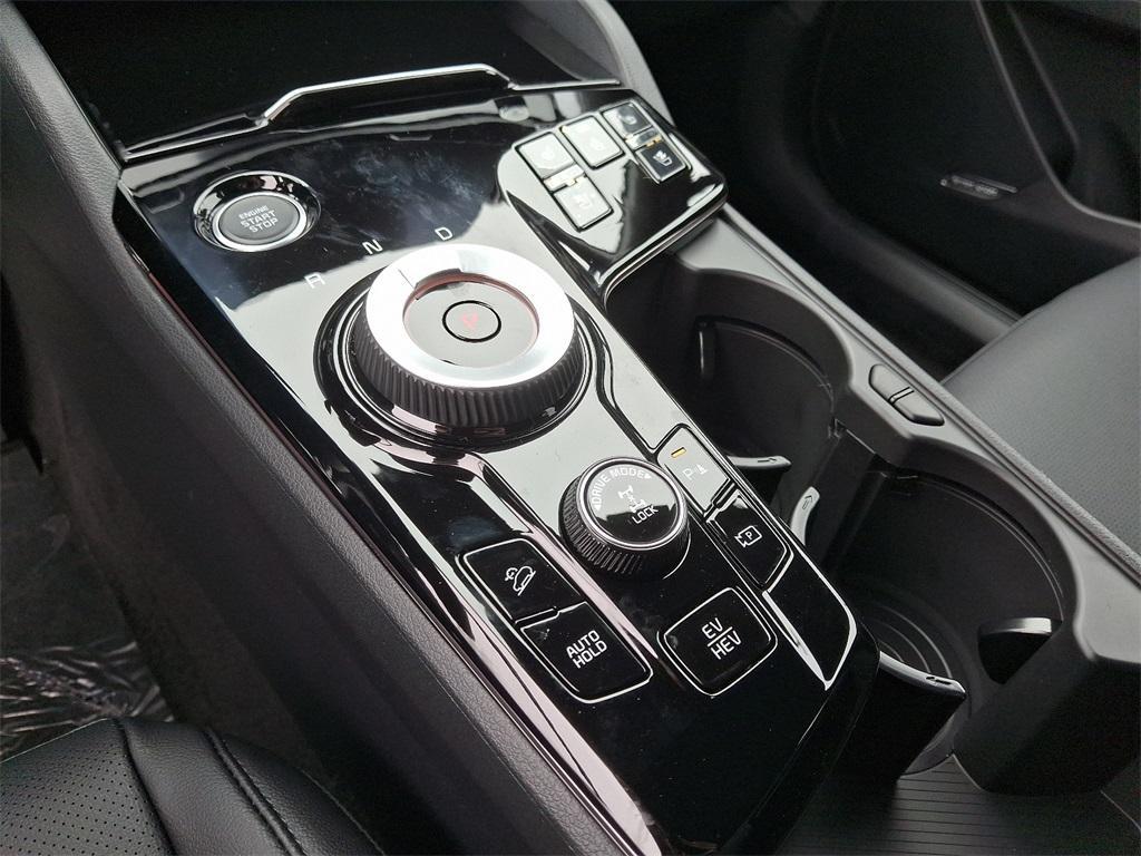 new 2025 Kia Sportage Plug-In Hybrid car, priced at $46,310