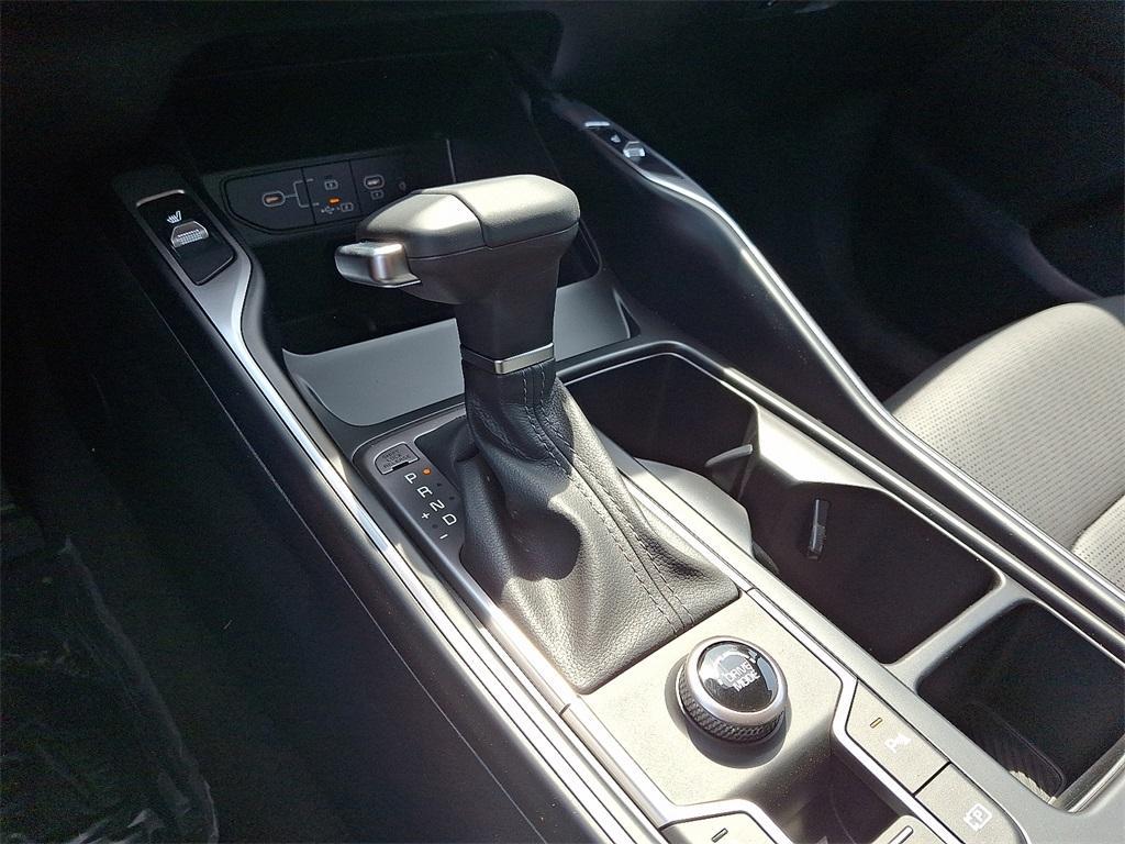 new 2025 Kia Sorento car, priced at $38,385