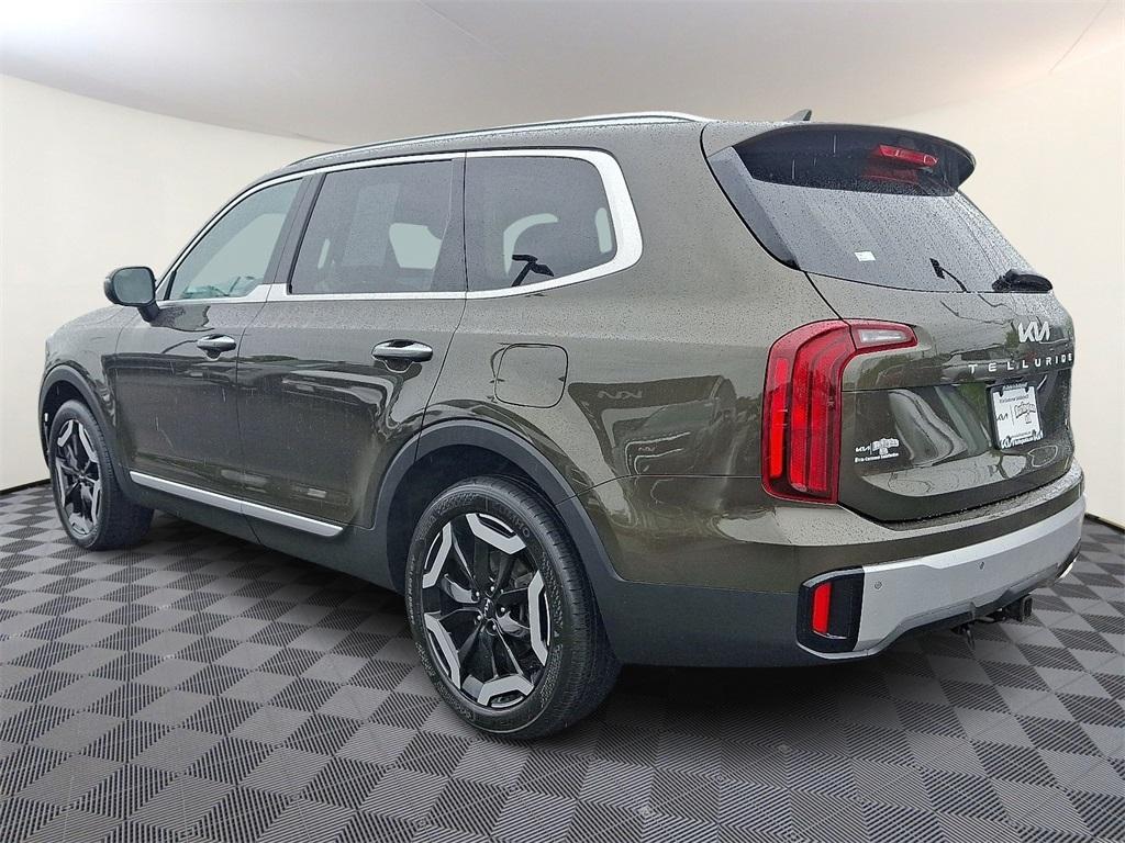 used 2023 Kia Telluride car, priced at $32,601
