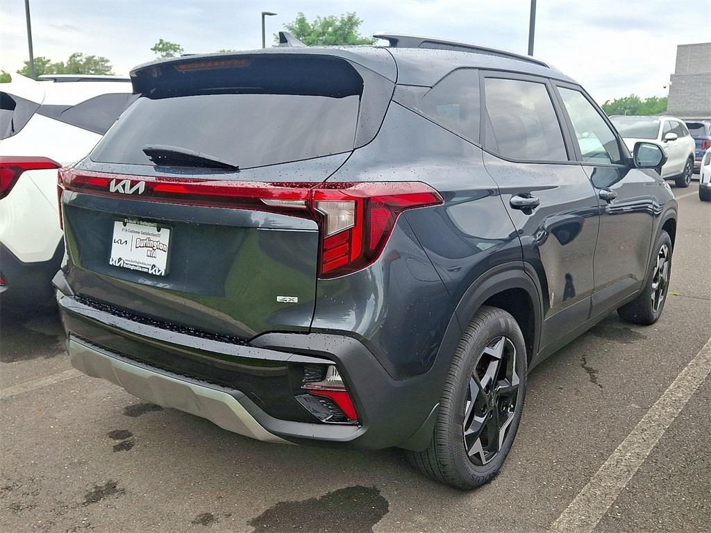 new 2025 Kia Seltos car, priced at $28,335