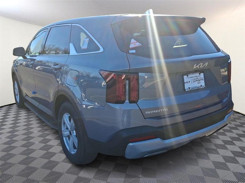 new 2025 Kia Sorento car, priced at $36,635