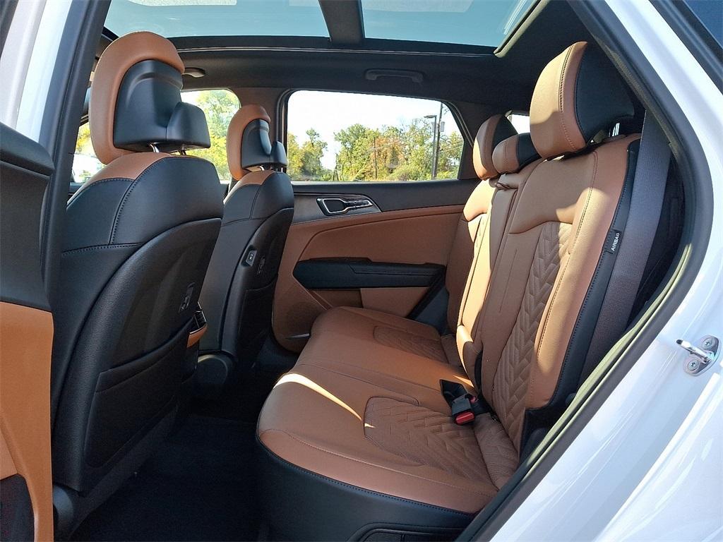 new 2026 Kia Sportage Plug-In Hybrid car, priced at $49,570