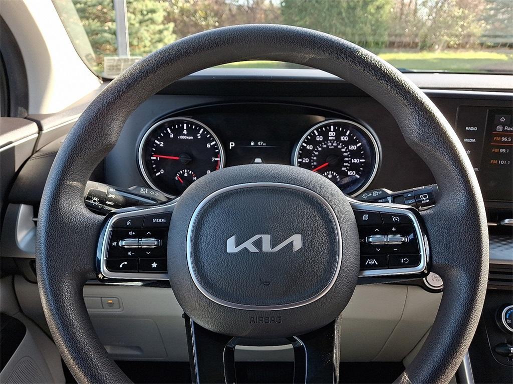 used 2022 Kia Carnival car, priced at $26,801