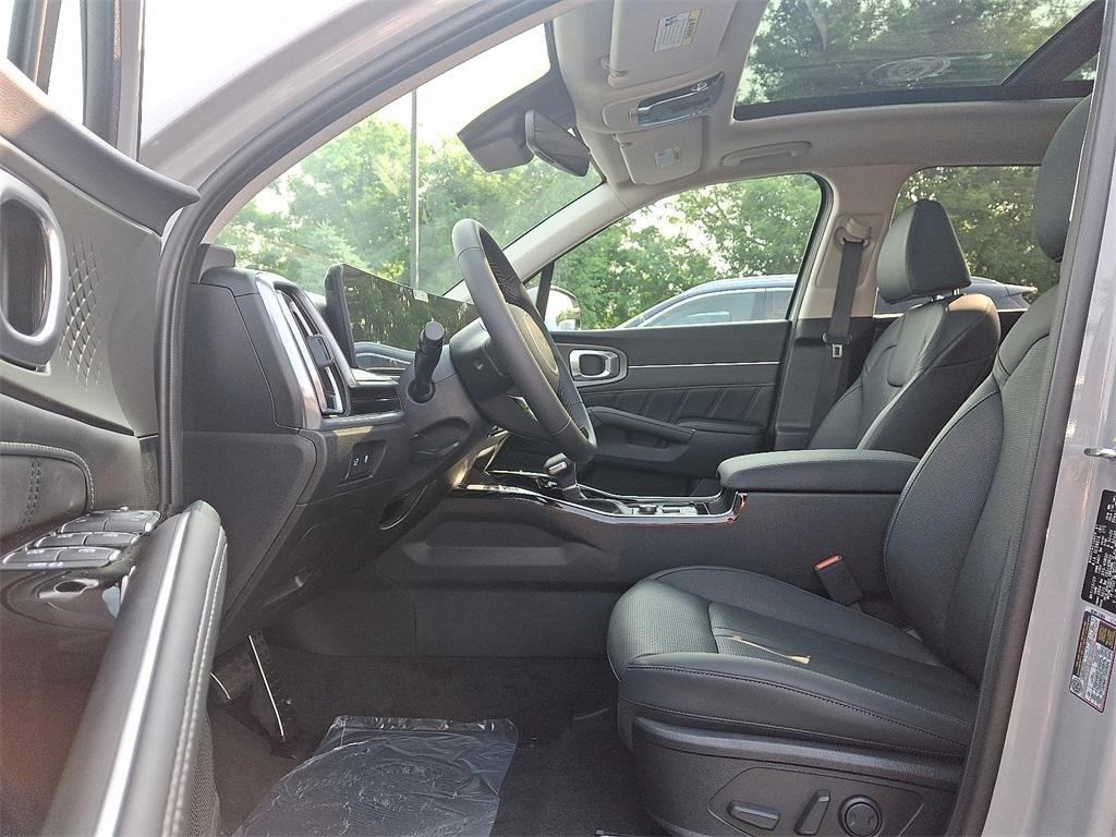 new 2025 Kia Sorento car, priced at $43,950