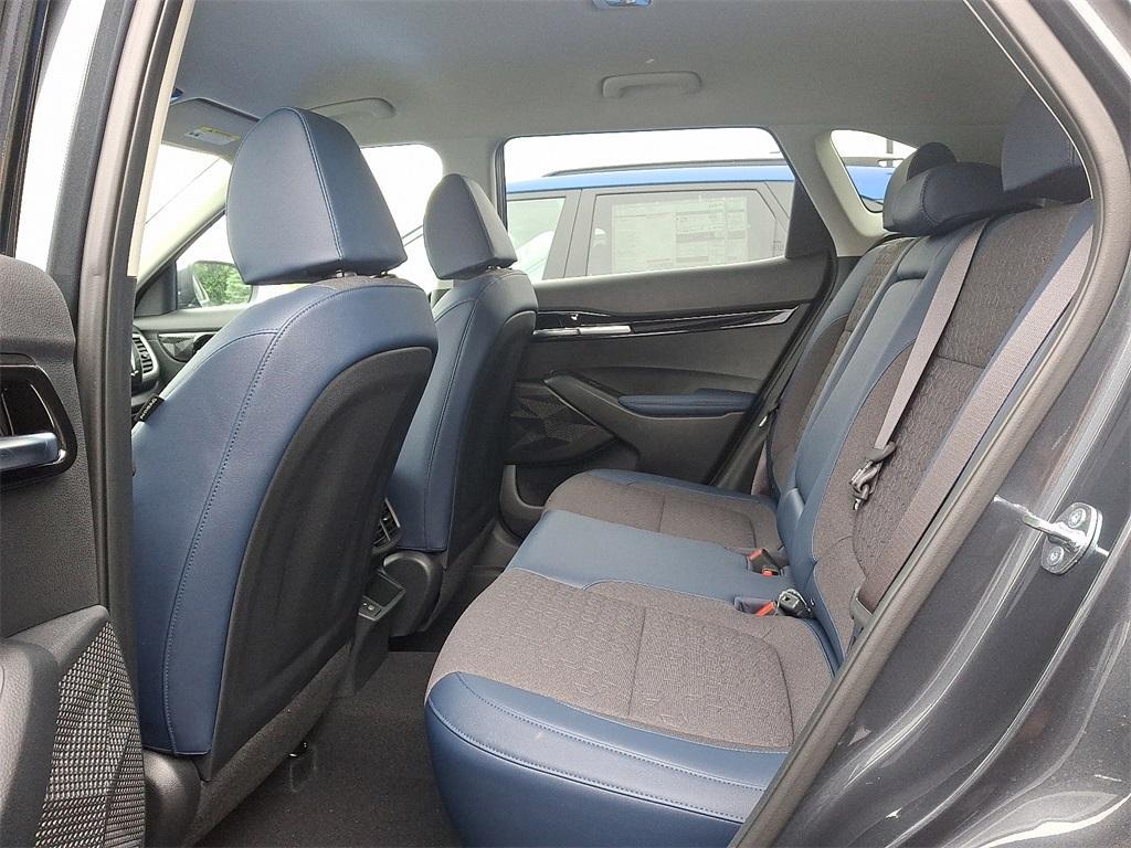 new 2025 Kia Seltos car, priced at $28,335