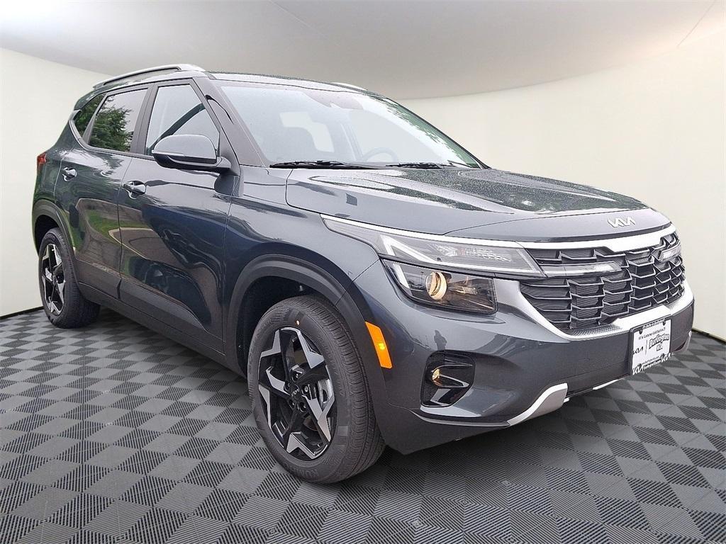 new 2025 Kia Seltos car, priced at $28,335