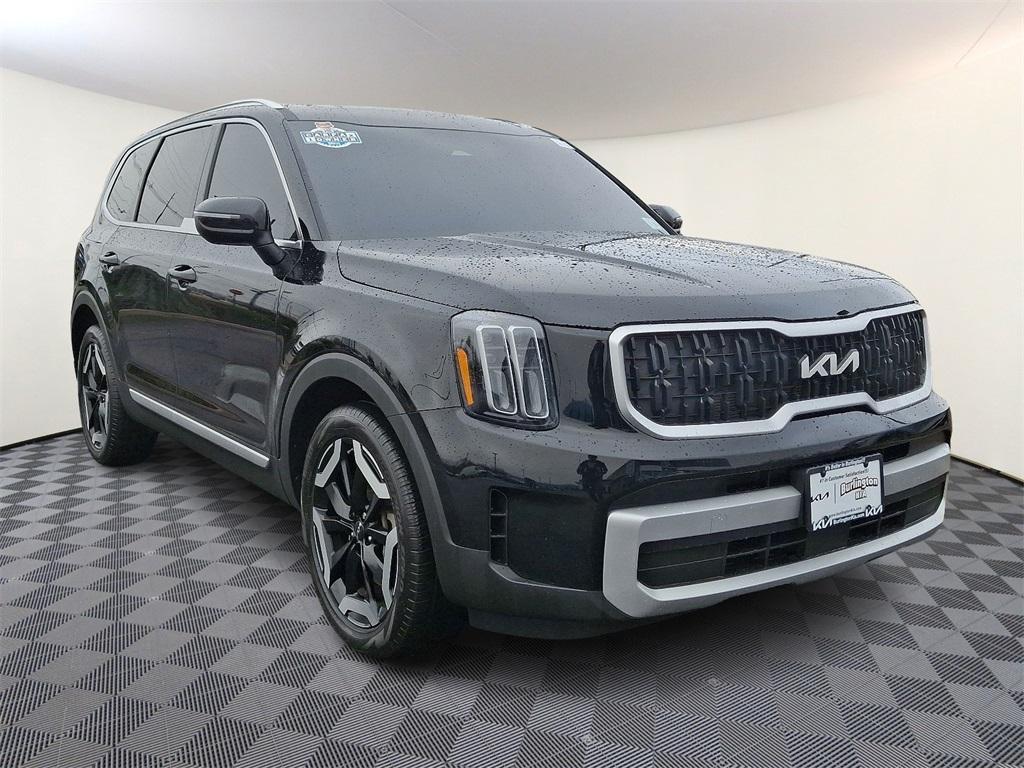 used 2024 Kia Telluride car, priced at $36,801