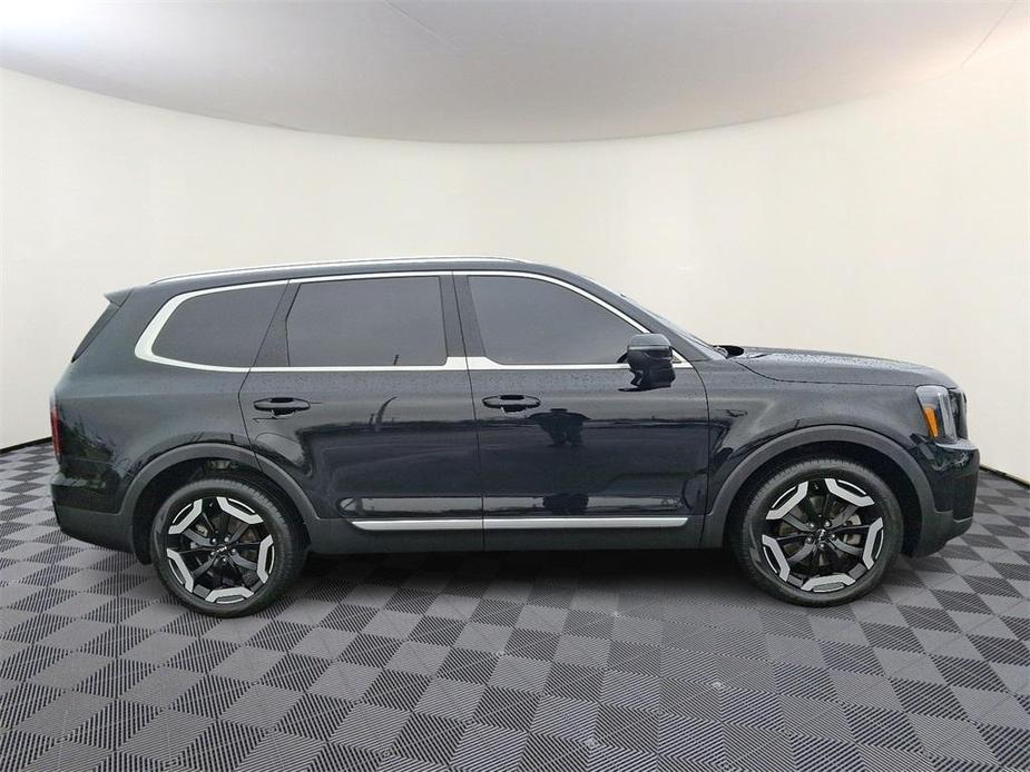 used 2024 Kia Telluride car, priced at $36,801