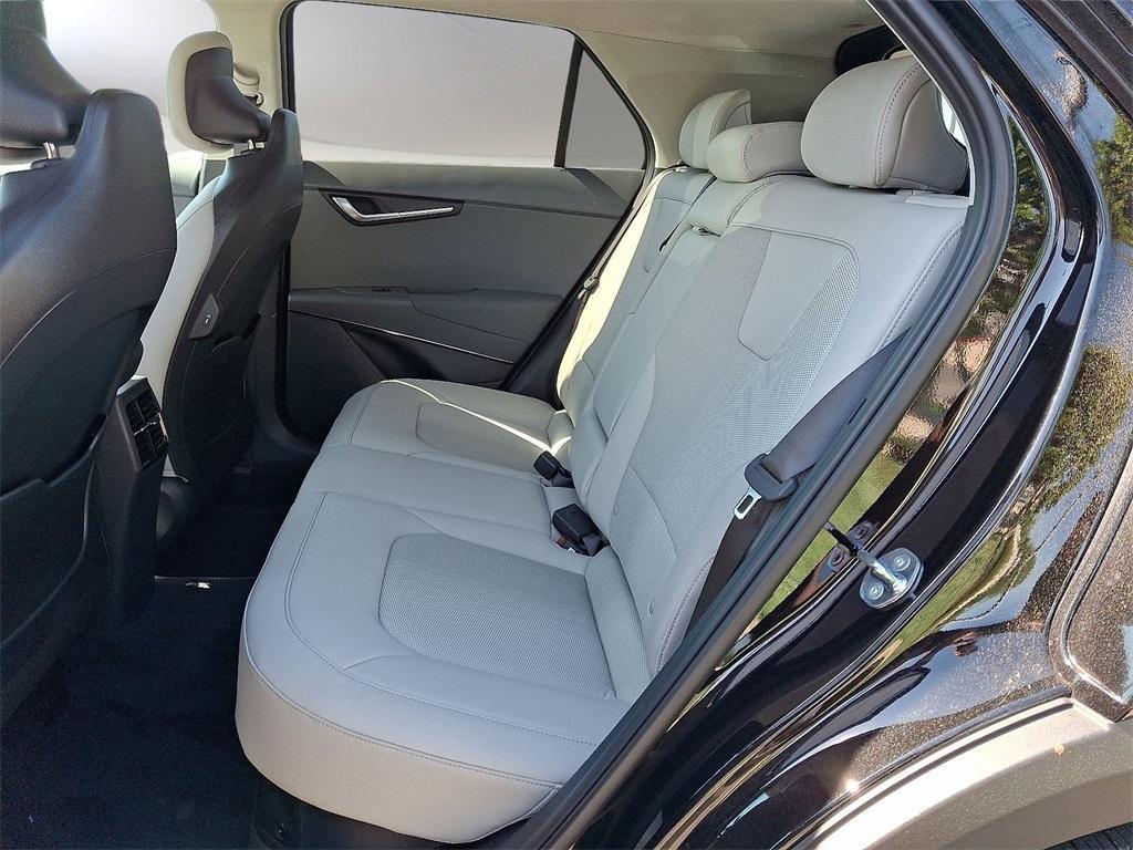 new 2025 Kia Niro car, priced at $31,930