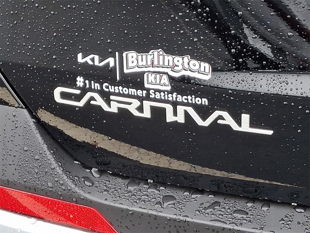 new 2026 Kia Carnival Hybrid car, priced at $45,495