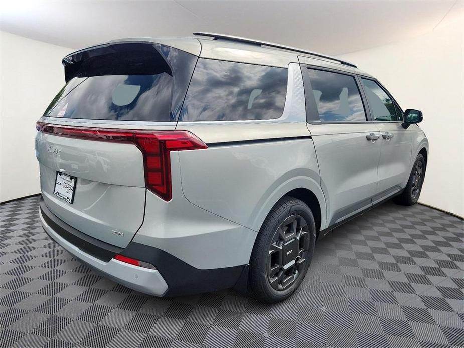 new 2025 Kia Carnival car, priced at $44,360