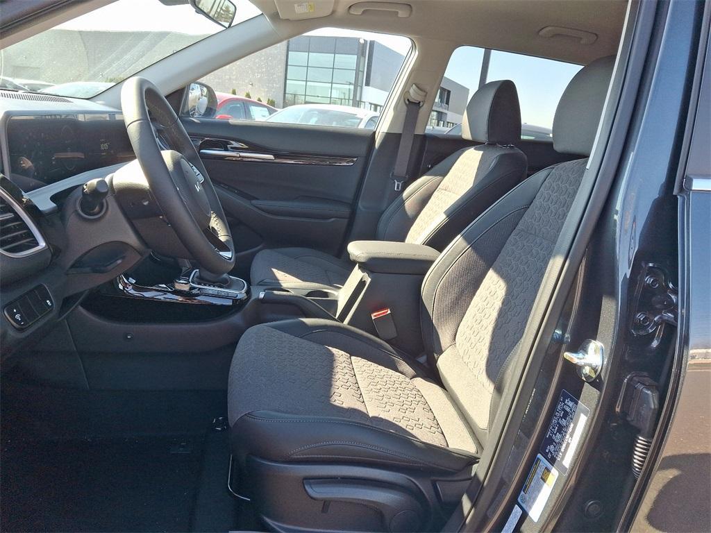 new 2025 Kia Seltos car, priced at $30,965