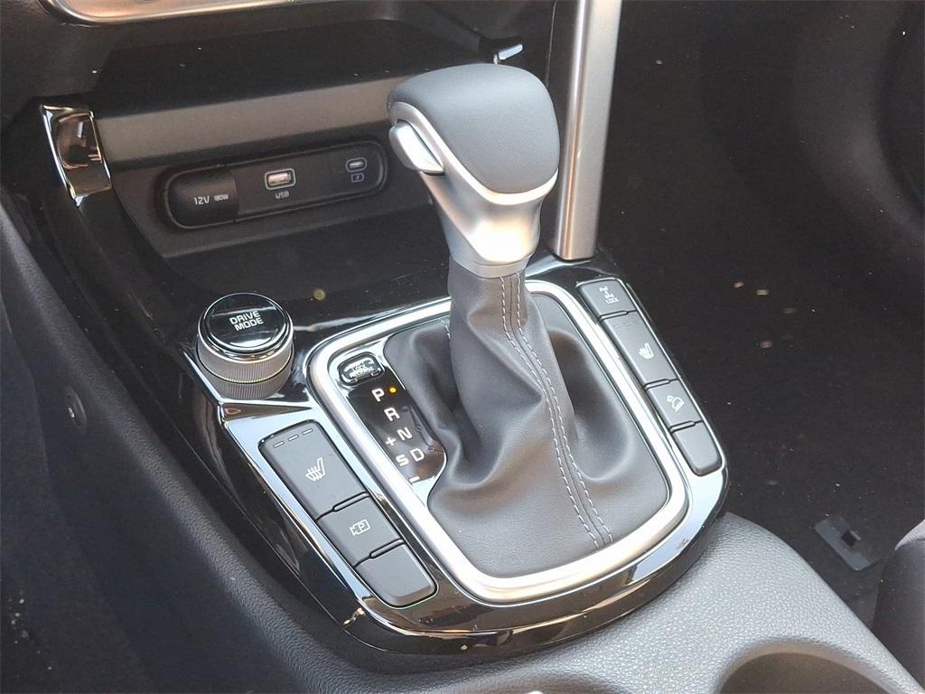 new 2025 Kia Seltos car, priced at $30,965