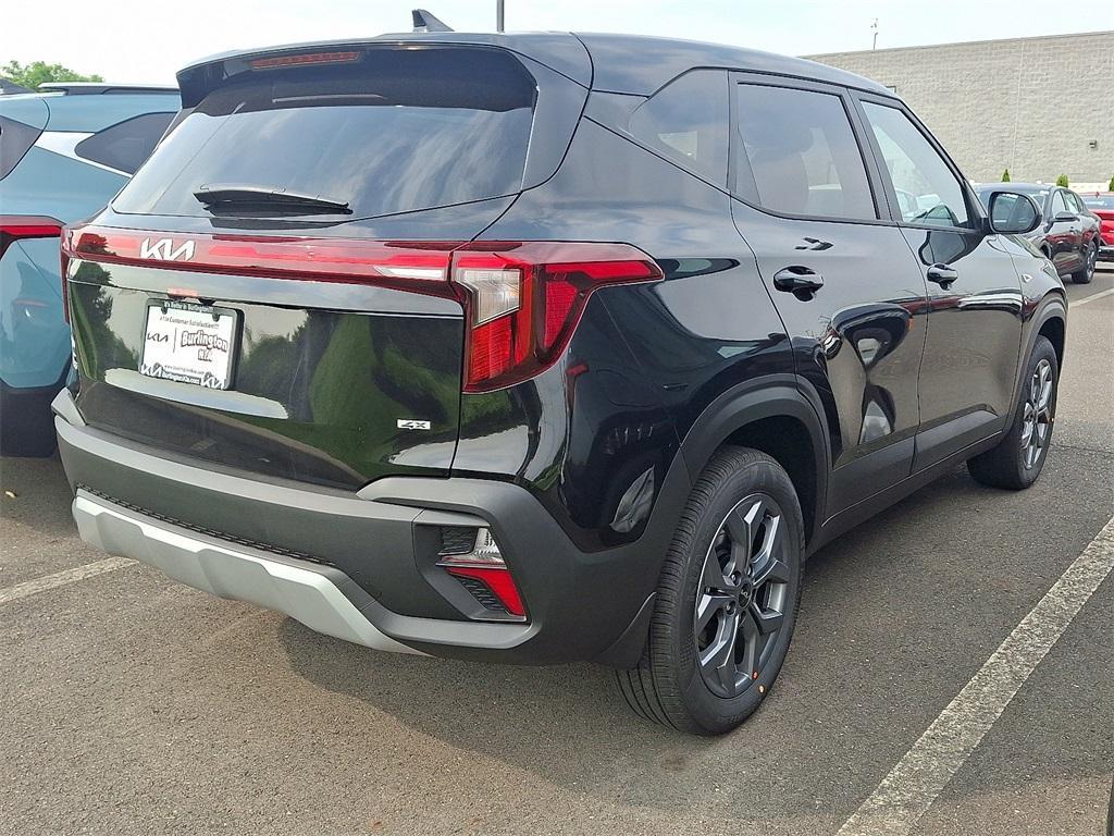 new 2025 Kia Seltos car, priced at $26,670