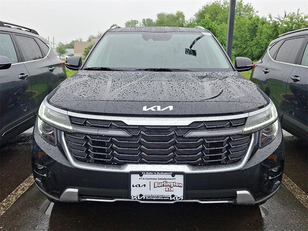 new 2025 Kia Seltos car, priced at $28,670