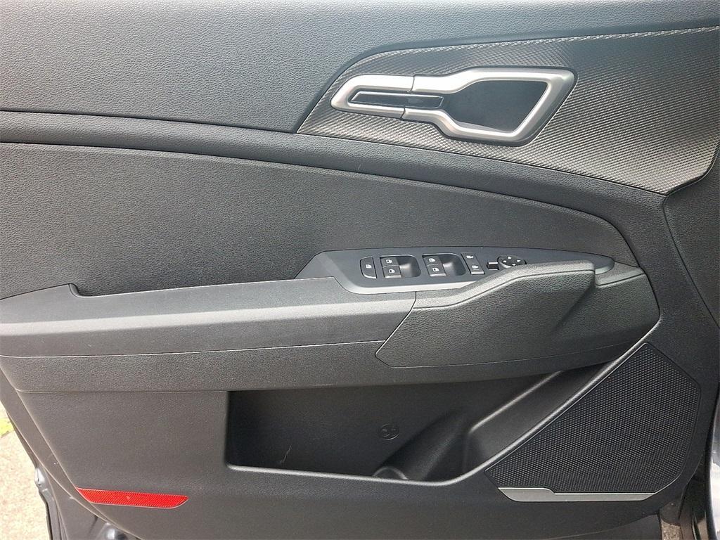 used 2023 Kia Sportage Hybrid car, priced at $25,301