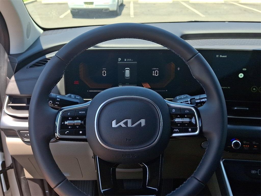 new 2025 Kia Carnival car, priced at $41,105