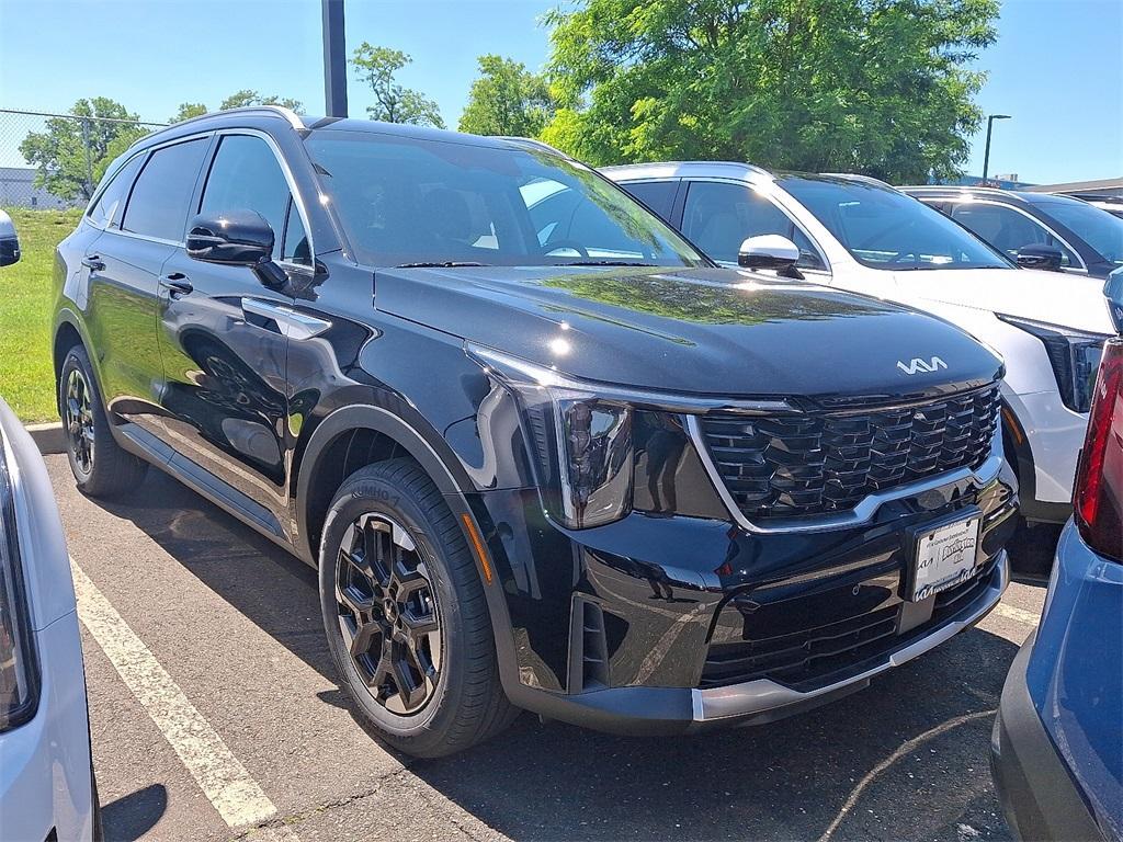 new 2025 Kia Sorento car, priced at $38,665