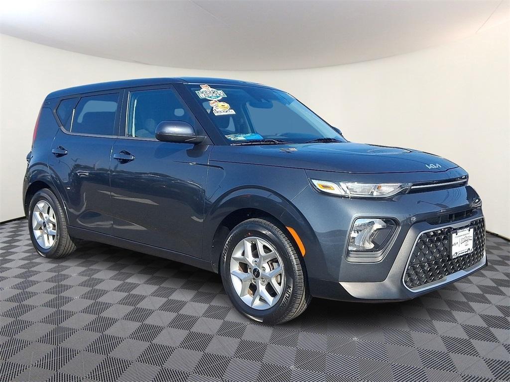 used 2022 Kia Soul car, priced at $18,801