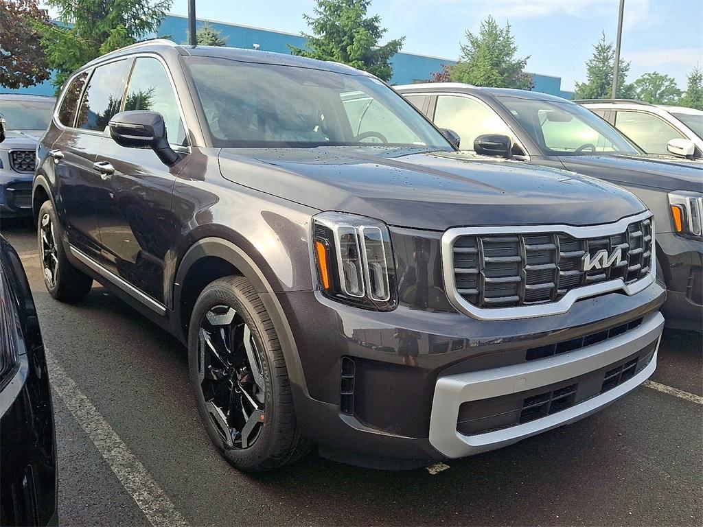 new 2025 Kia Telluride car, priced at $41,090