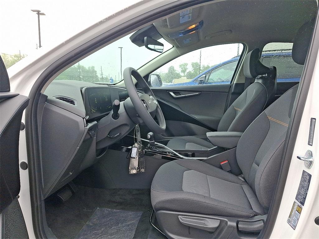 new 2025 Kia Niro car, priced at $29,310