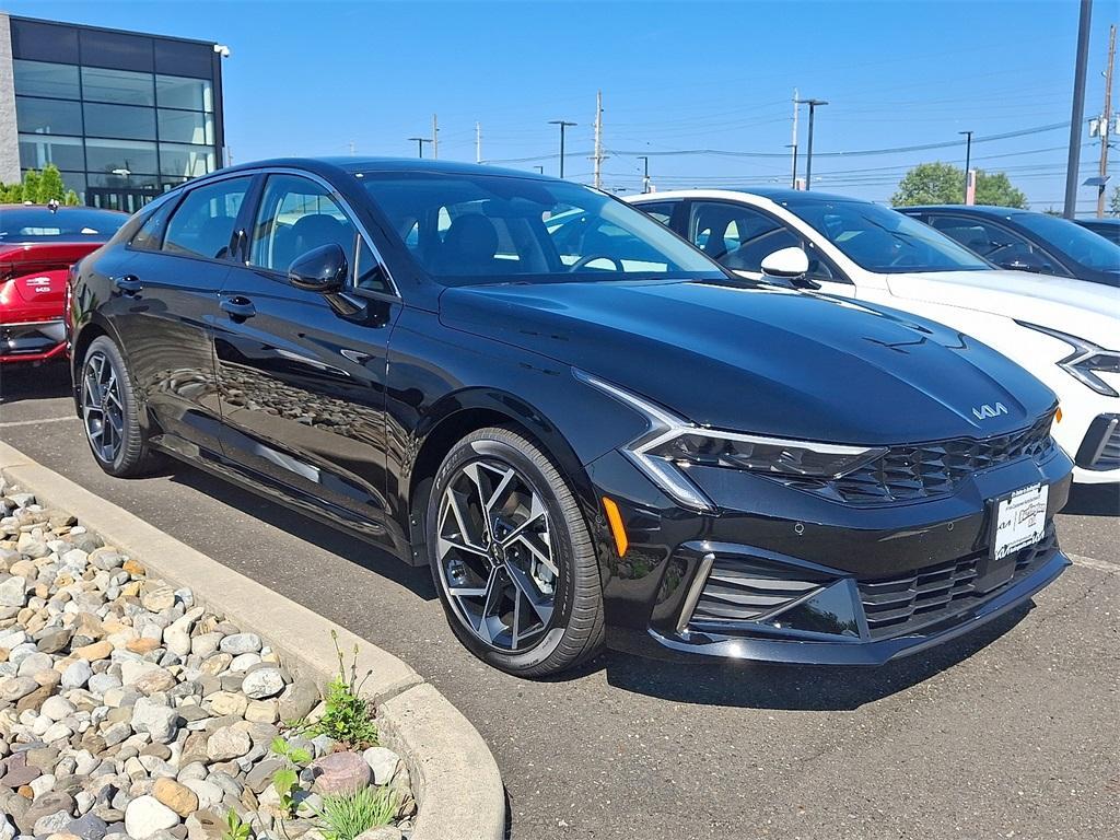 new 2025 Kia K5 car, priced at $35,920