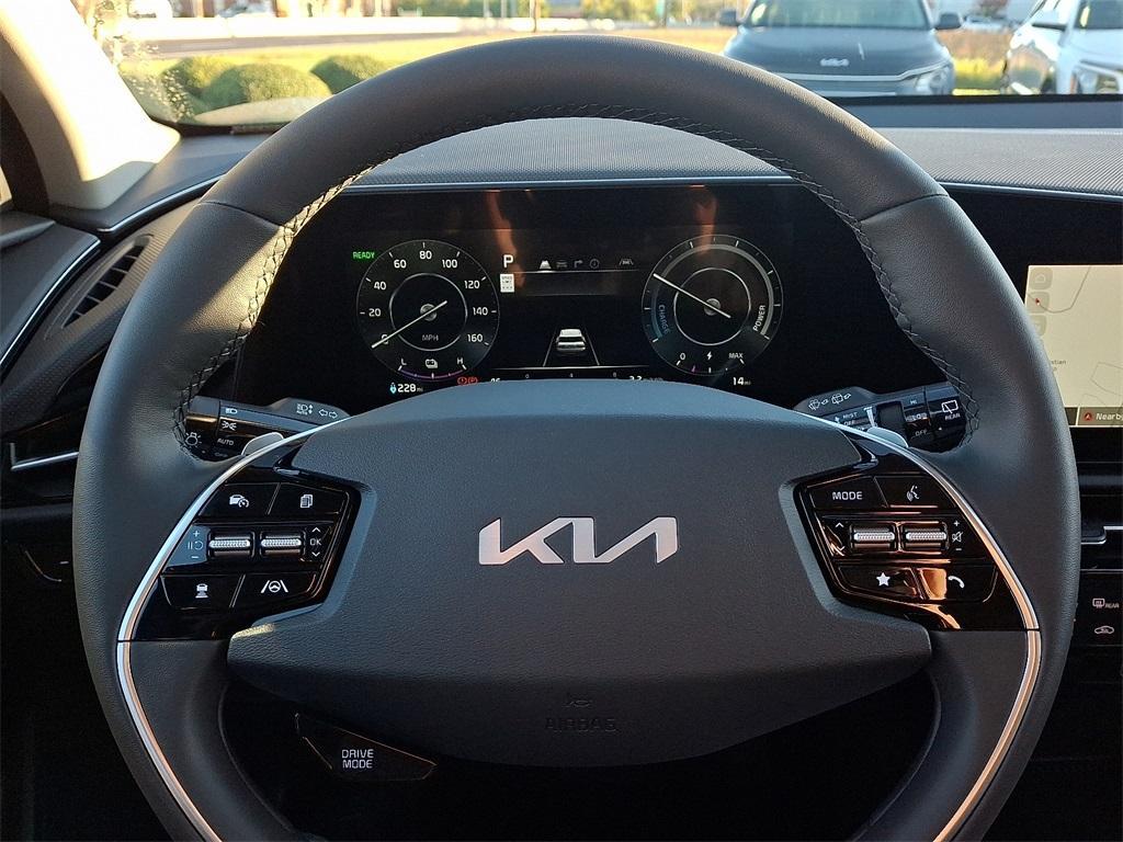 new 2025 Kia Niro EV car, priced at $42,705
