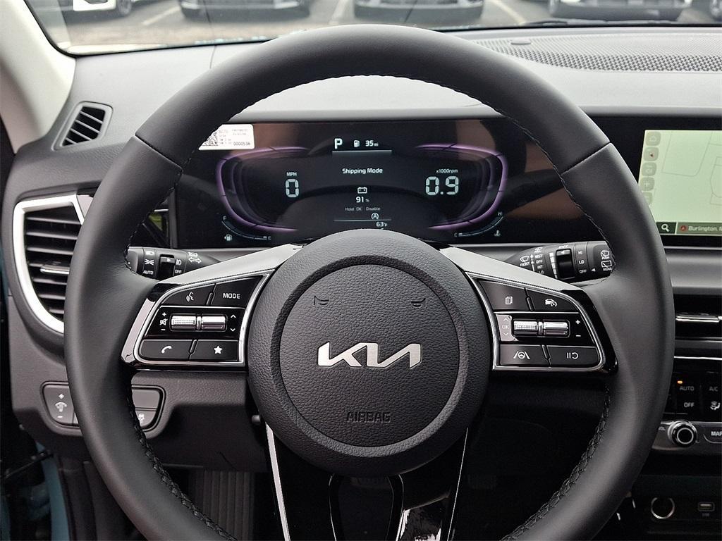 new 2025 Kia Seltos car, priced at $28,670