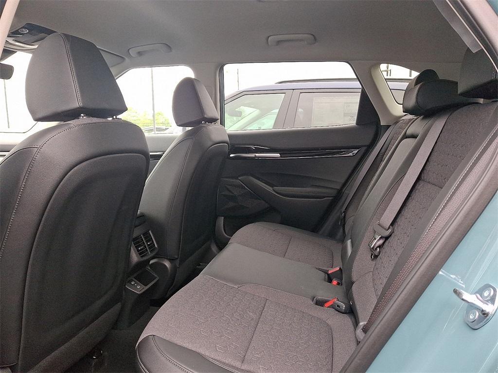 new 2025 Kia Seltos car, priced at $28,670