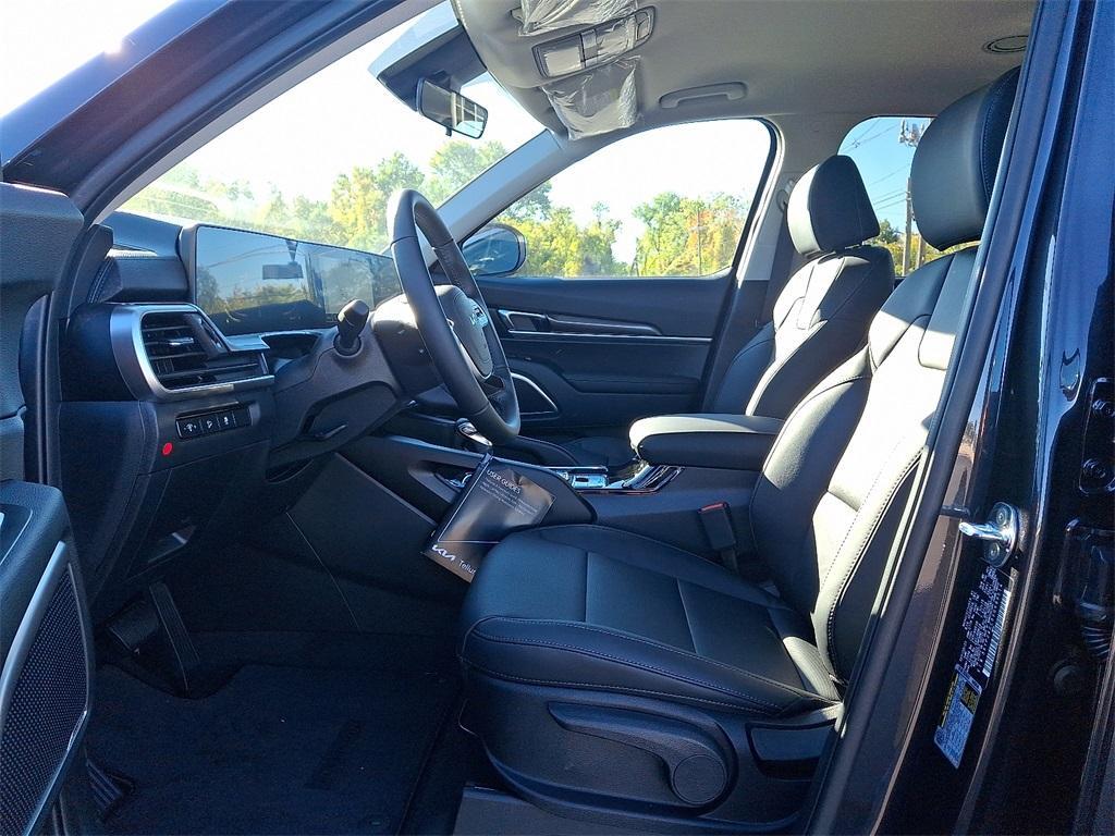 new 2025 Kia Telluride car, priced at $38,120