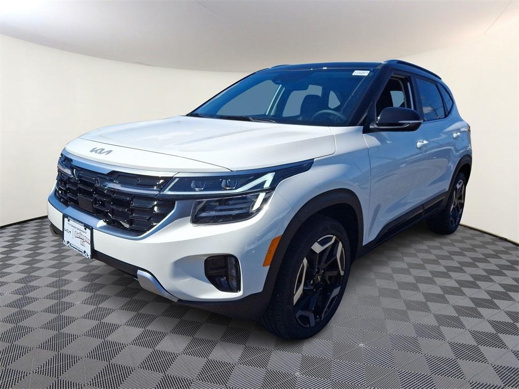 new 2025 Kia Seltos car, priced at $33,160