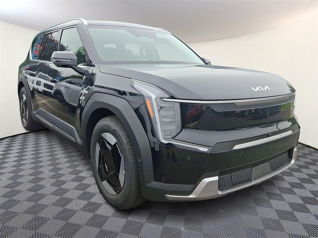 new 2026 Kia EV9 car, priced at $66,610