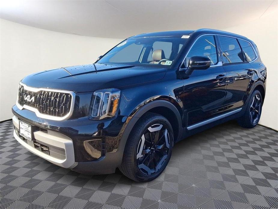 used 2023 Kia Telluride car, priced at $37,301