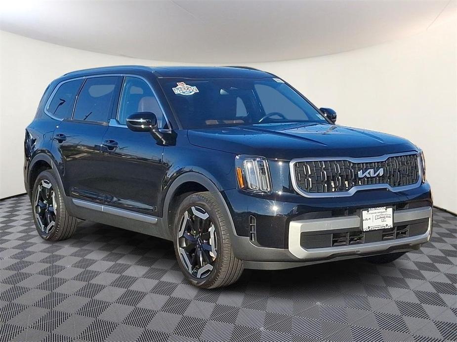 used 2023 Kia Telluride car, priced at $37,301