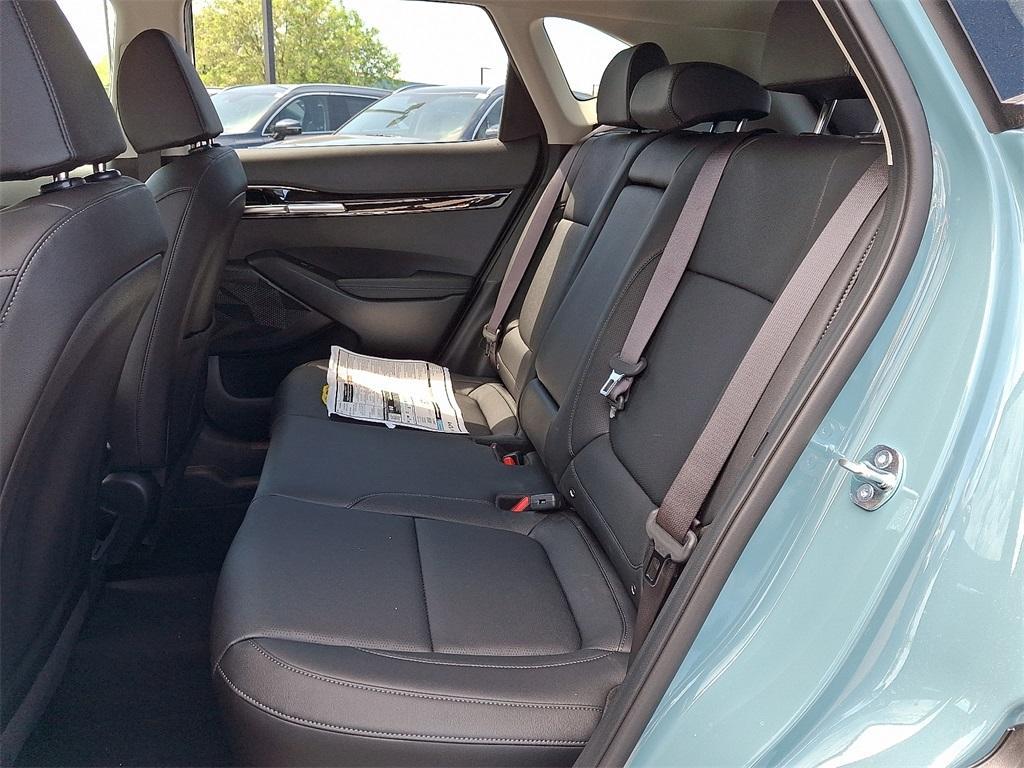 new 2025 Kia Seltos car, priced at $30,160