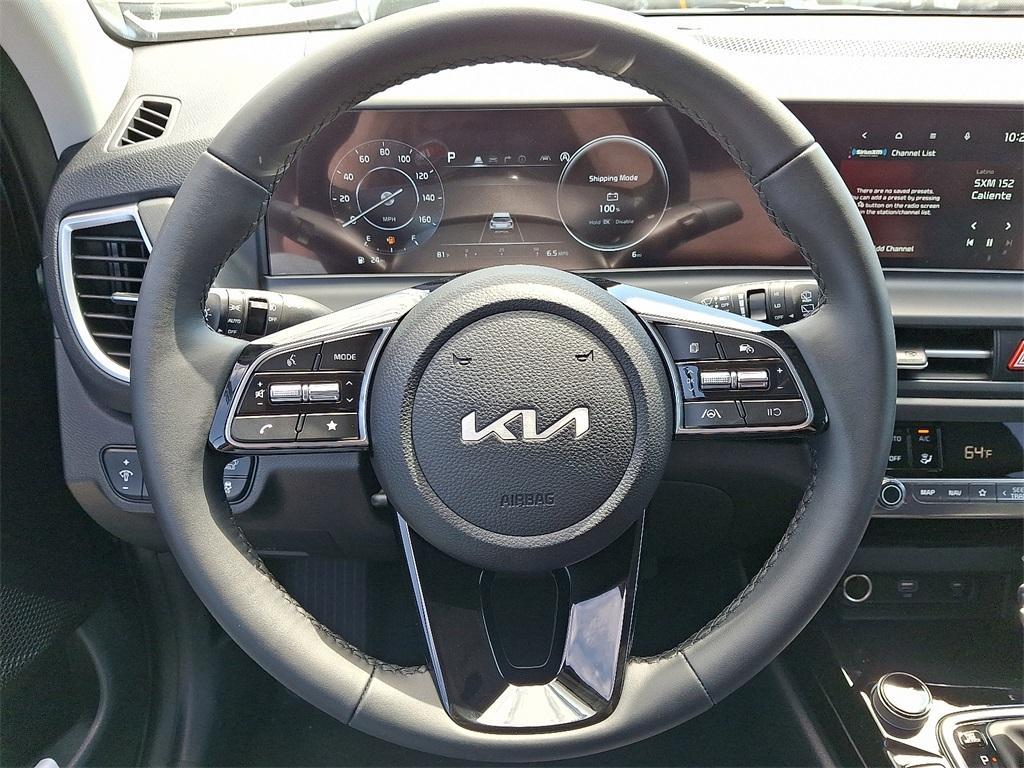 new 2025 Kia Seltos car, priced at $30,160