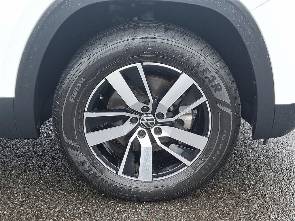 used 2022 Volkswagen Atlas car, priced at $26,401