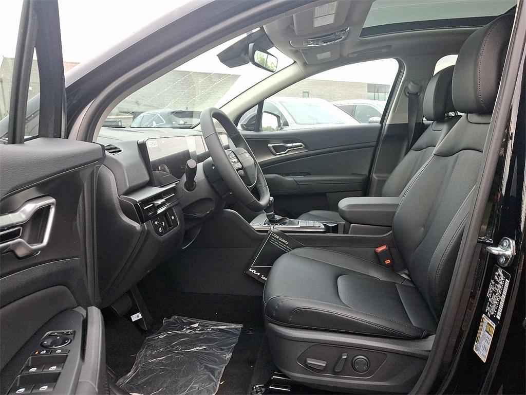 new 2026 Kia Sportage car, priced at $33,235
